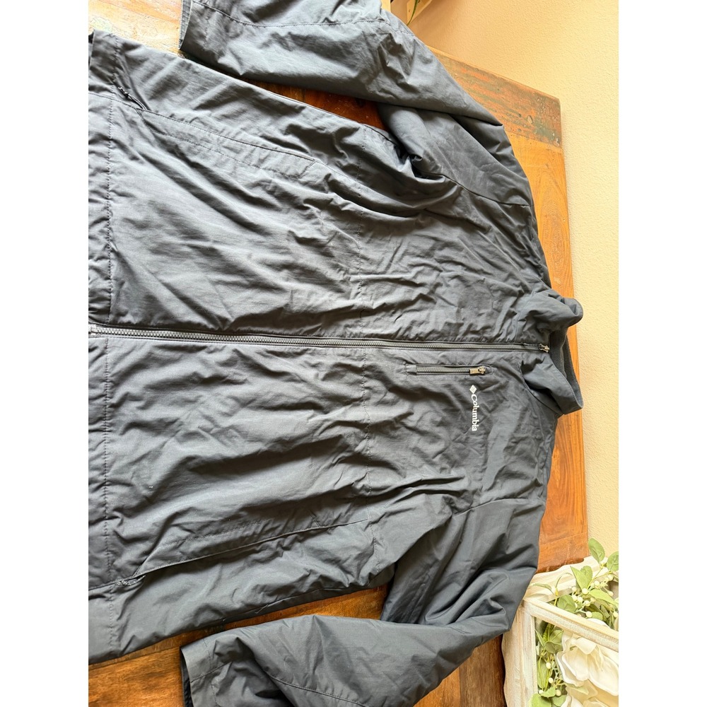 Mens 2XL Columbia fleece lined windbreaker jacket
